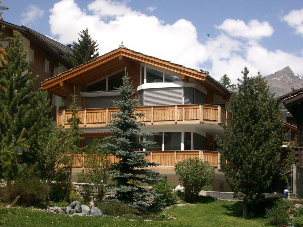 Chalet Sunshine Saas-Fee Room photo